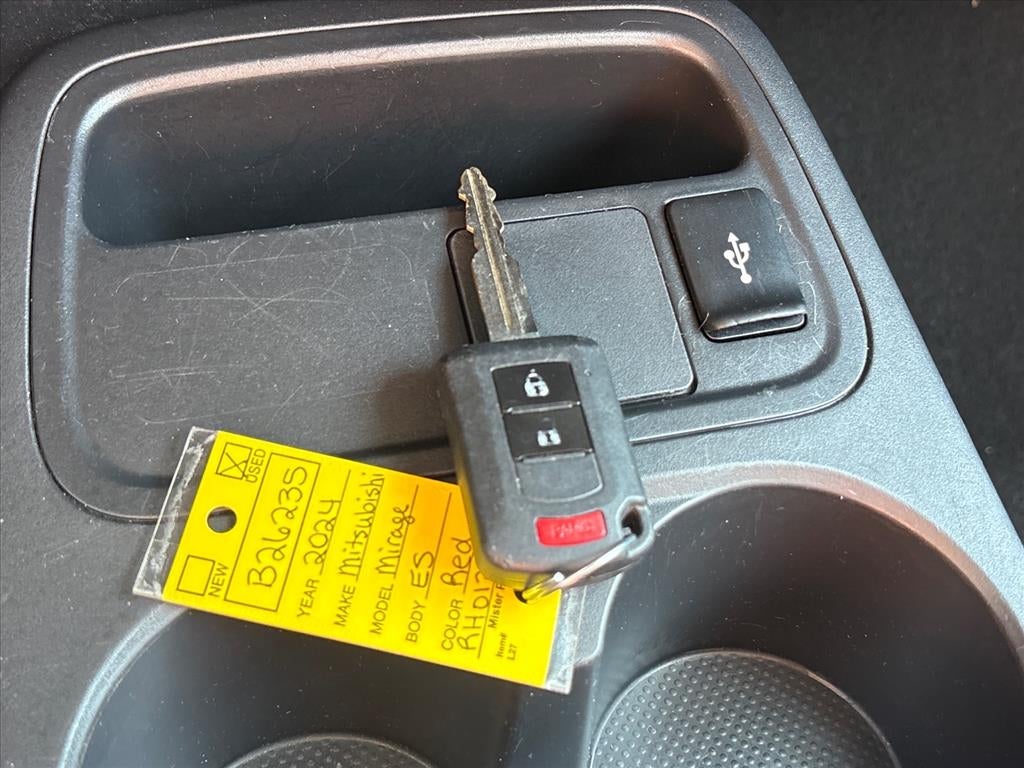 2024 Mitsubishi Mirage ES - Photo 18