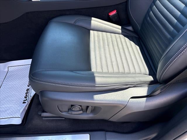 2025 Land Rover Discovery Sport Dynamic SE