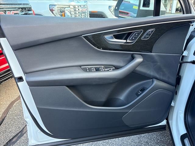 2022 Audi Q7 Premium